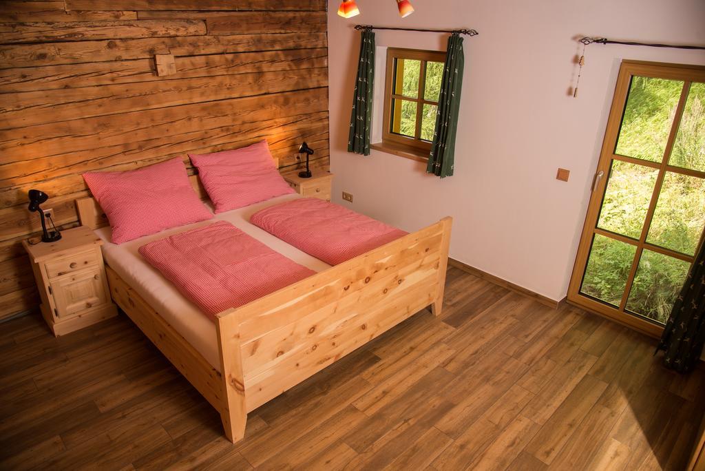Landhof Adlerhorst Apartment ไฮลิเกนบลูท ภายนอก รูปภาพ