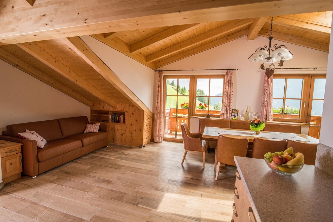 Landhof Adlerhorst Apartment ไฮลิเกนบลูท ภายนอก รูปภาพ