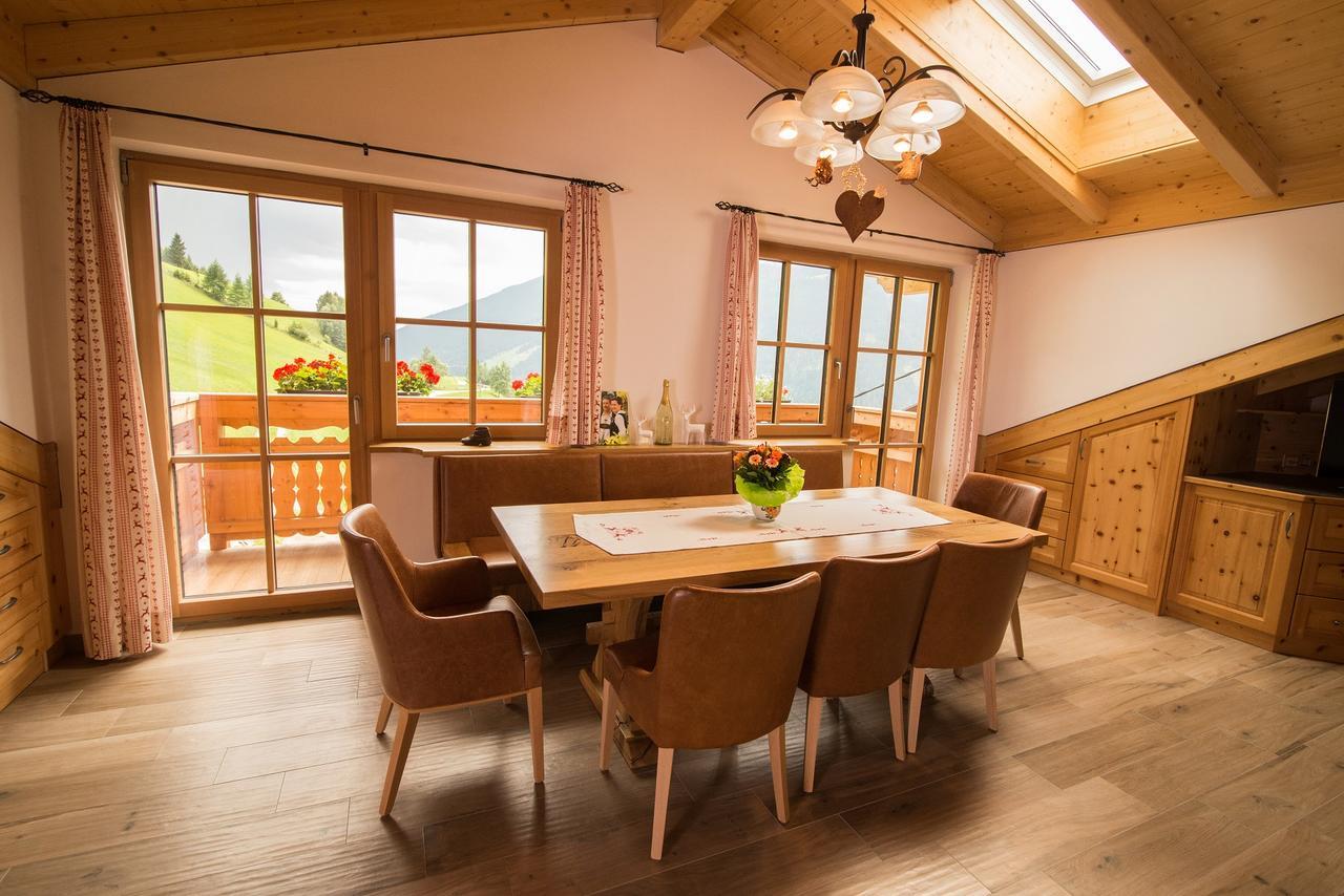 Landhof Adlerhorst Apartment ไฮลิเกนบลูท ภายนอก รูปภาพ